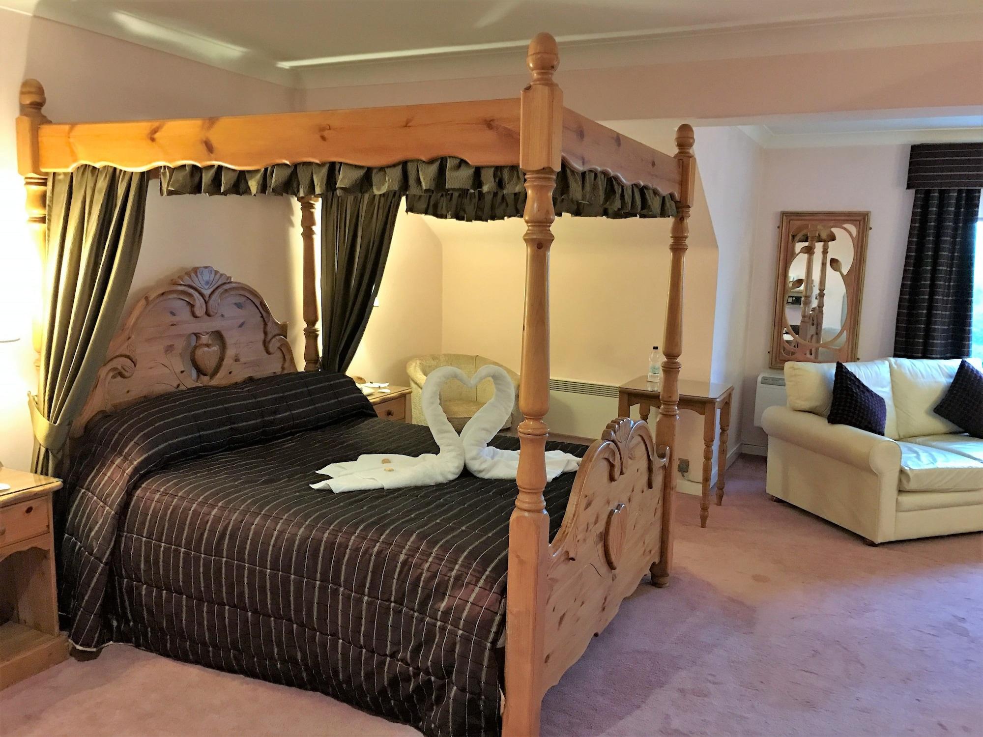 Best Western Plus Bentley Hotel, Leisure Club & Spa Thorpe on the Hill  외부 사진
