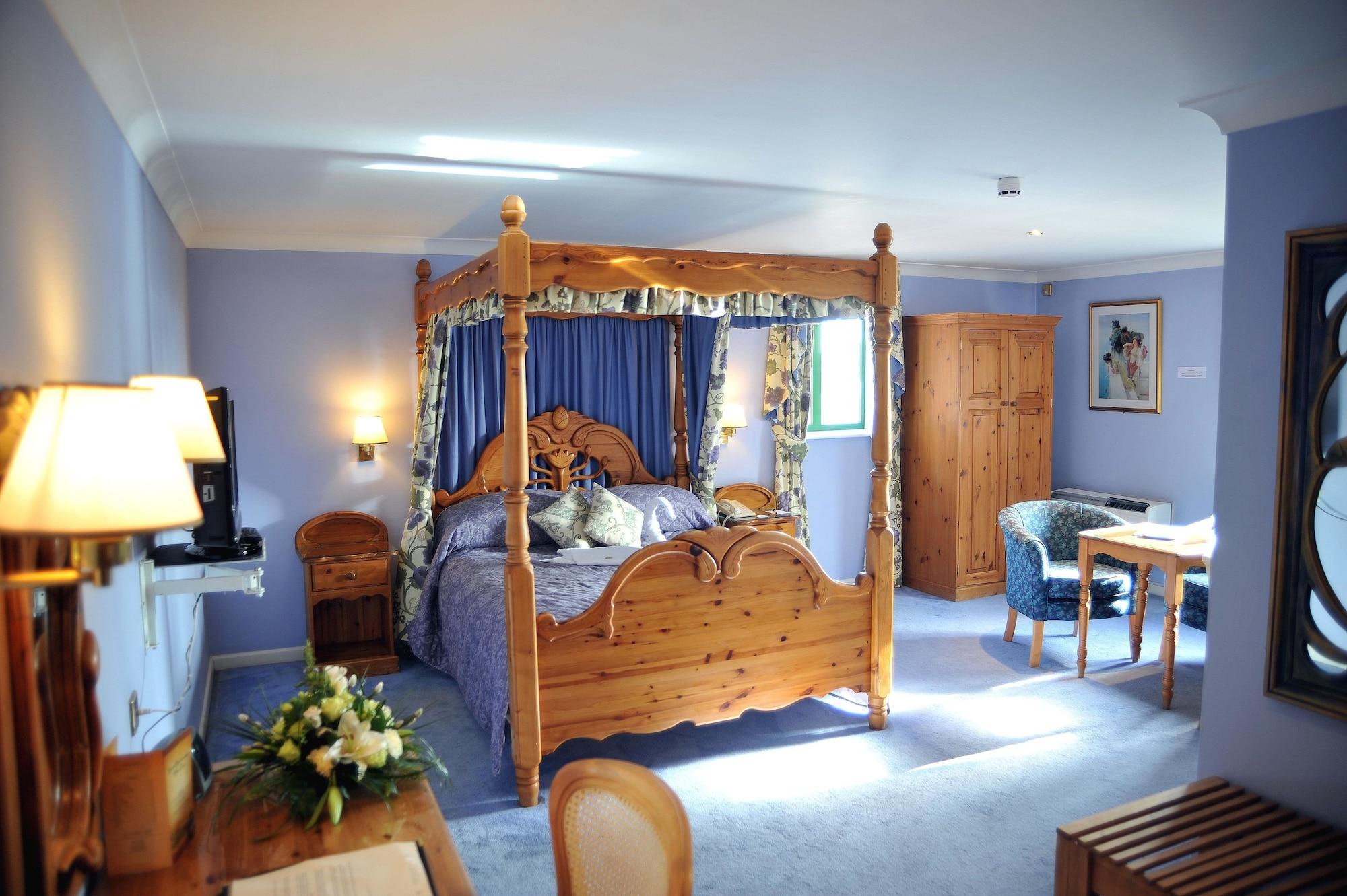 Best Western Plus Bentley Hotel, Leisure Club & Spa Thorpe on the Hill  외부 사진