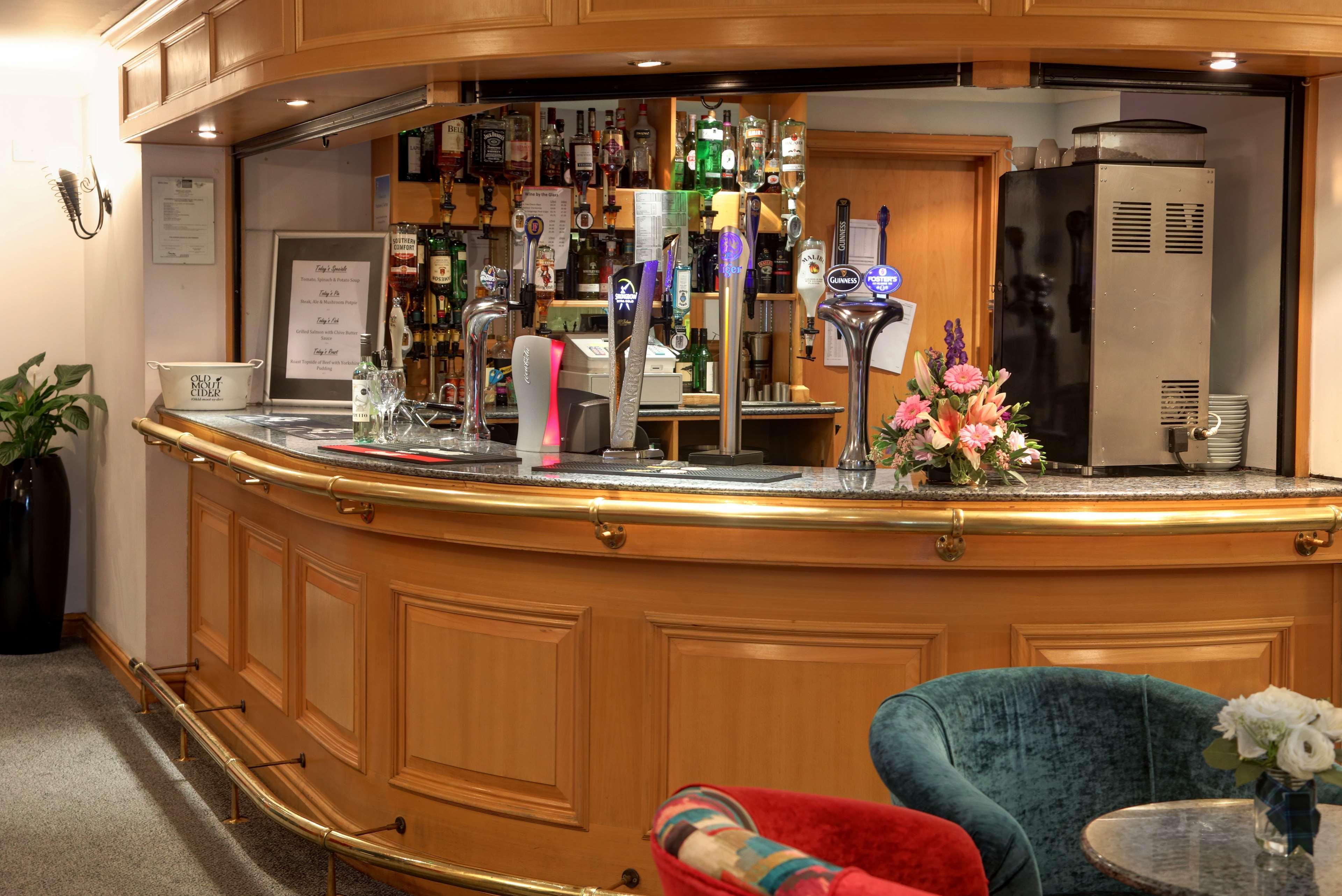 Best Western Plus Bentley Hotel, Leisure Club & Spa Thorpe on the Hill  외부 사진