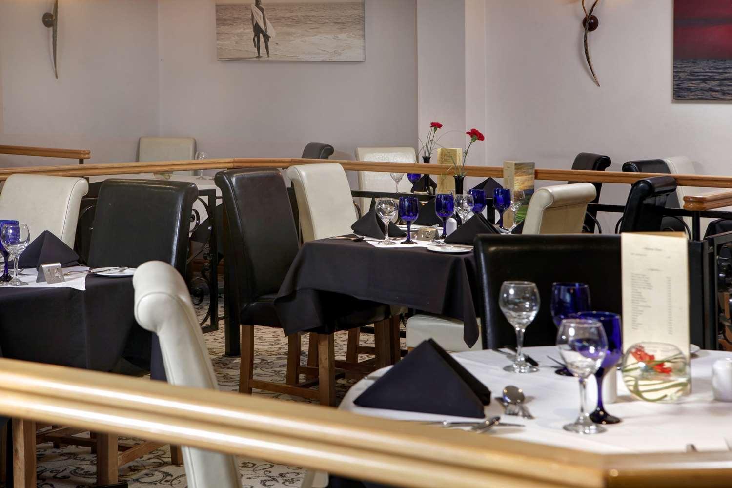 Best Western Plus Bentley Hotel, Leisure Club & Spa Thorpe on the Hill  외부 사진