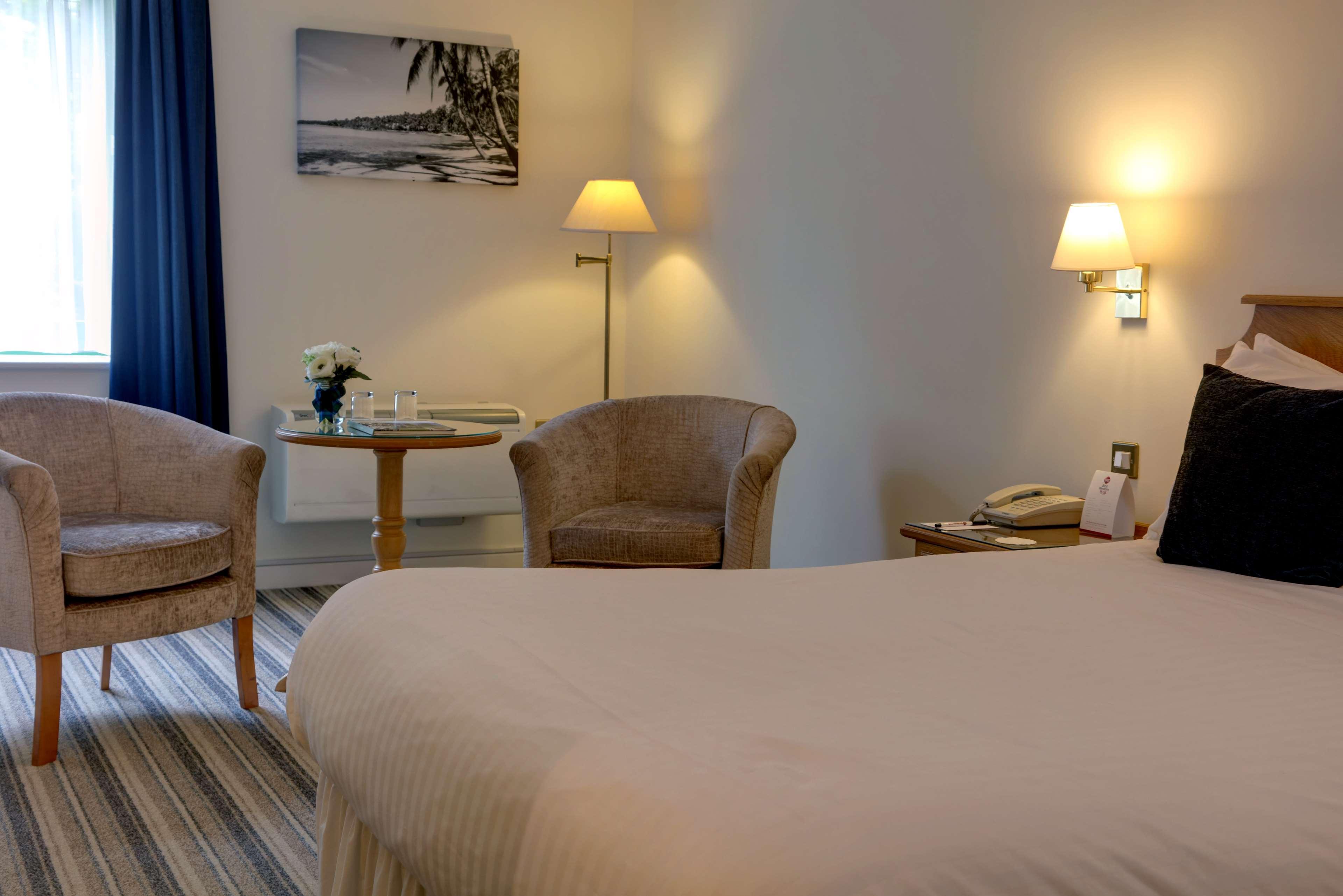 Best Western Plus Bentley Hotel, Leisure Club & Spa Thorpe on the Hill  외부 사진