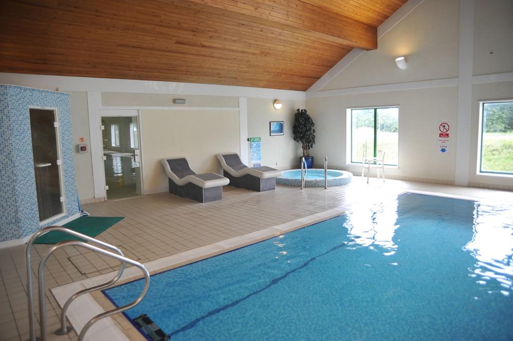 Best Western Plus Bentley Hotel, Leisure Club & Spa Thorpe on the Hill  외부 사진